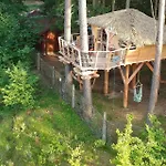 营地 Treehouse U Rybnika Osecna