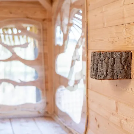 Treehouse U Rybnika * Osecna