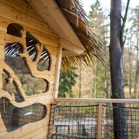 Camping Treehouse U Rybnika Osecna
