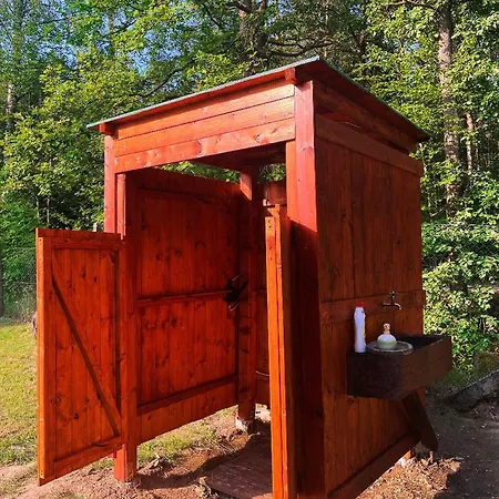 캠프장 Treehouse U Rybnika Osecna