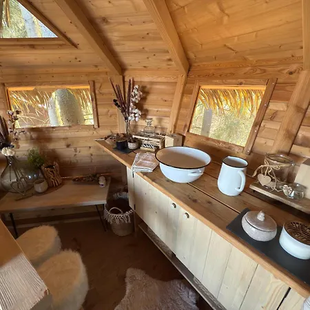 Treehouse U Rybnika Campingplads Osecna